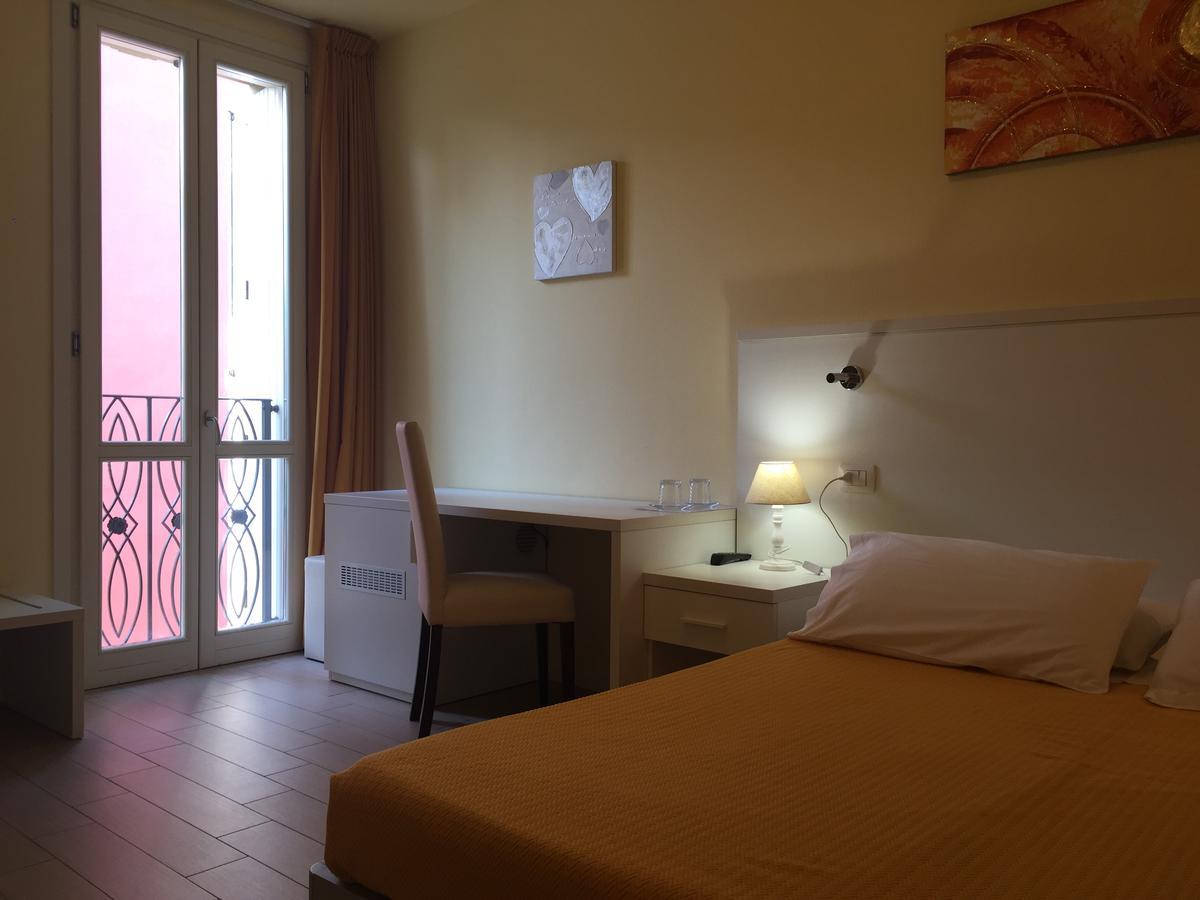 Hotel Soresina 外观 照片