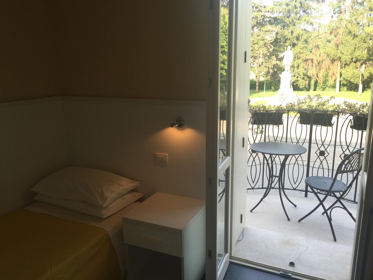 Hotel Soresina 外观 照片