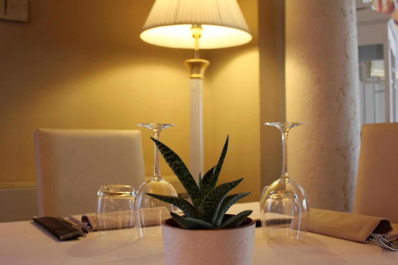 Hotel Soresina 外观 照片